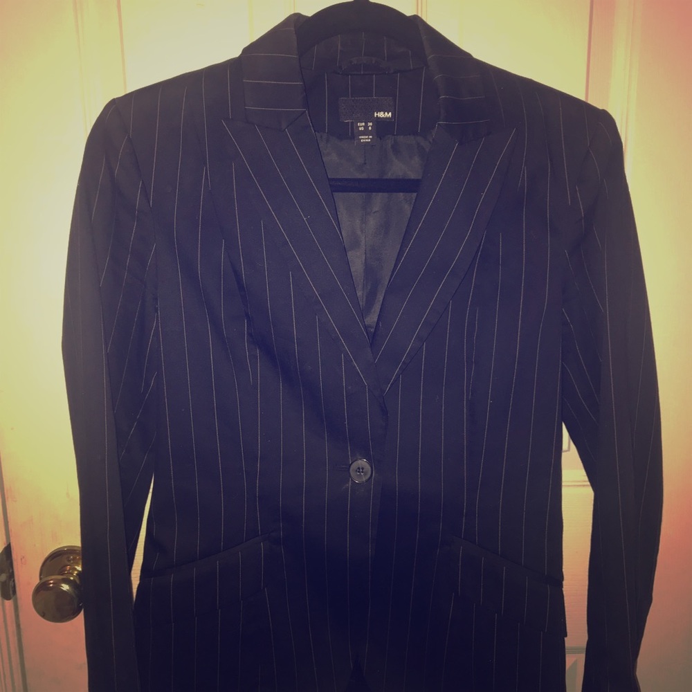 H&M Women’s Blazer, pinstripes, Sz 6
